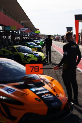#77 - Elite Motorsport with Entire Race Engineering - Yani Stevenheydens - Henry Joslyn - McLaren Artura GT4 | SRO / JEP
