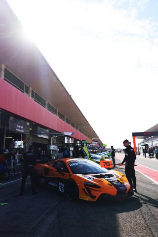 #78 - Elite Motorsport with Entire Race Engineering - Charlie Hart - McKenzy Cresswell - McLaren Artura GT4 | SRO / JEP