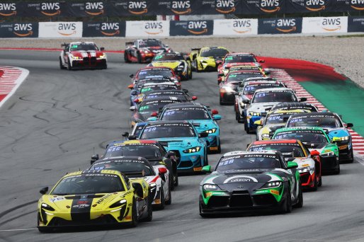 #78 - Elite Motorsport with Entire Race Engineering - Josh RATTICAN - McKenzy CRESSWELL - McLaren Artura GT4 Leads Race Start
 | SRO / JEP